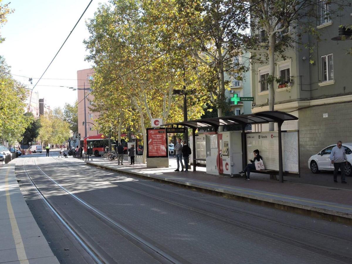 Piso Familiar Cerca Del Centro, Ac Y Wifi Gratis Apartment Valencia Ngoại thất bức ảnh
