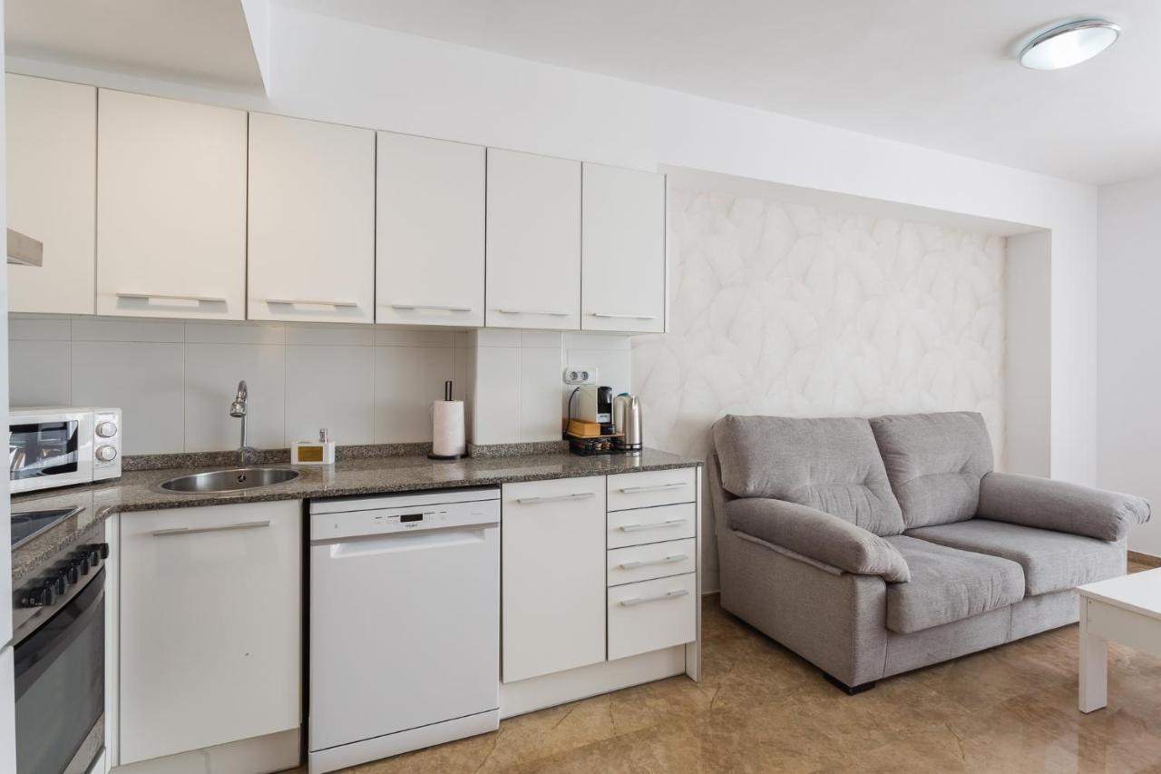 Piso Familiar Cerca Del Centro, Ac Y Wifi Gratis Apartment Valencia Ngoại thất bức ảnh