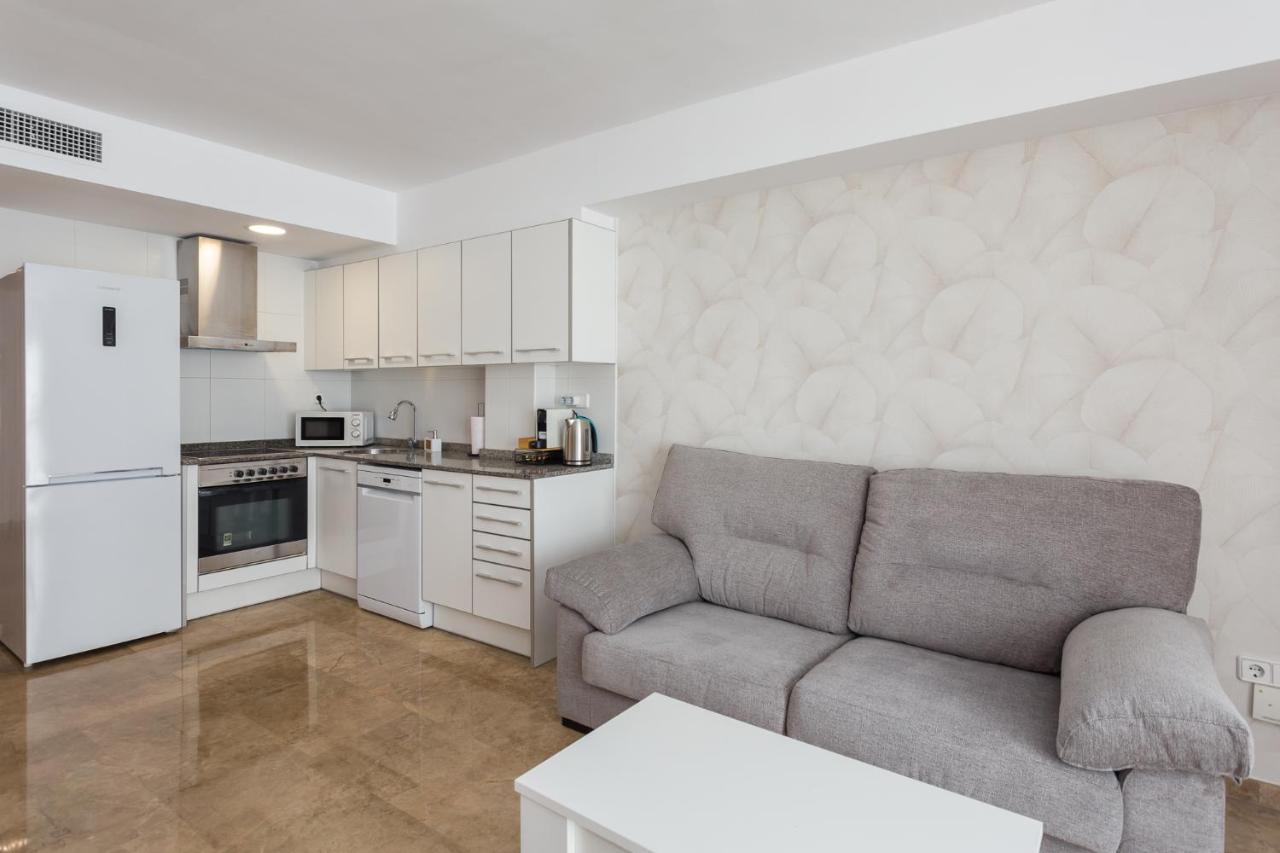 Piso Familiar Cerca Del Centro, Ac Y Wifi Gratis Apartment Valencia Ngoại thất bức ảnh