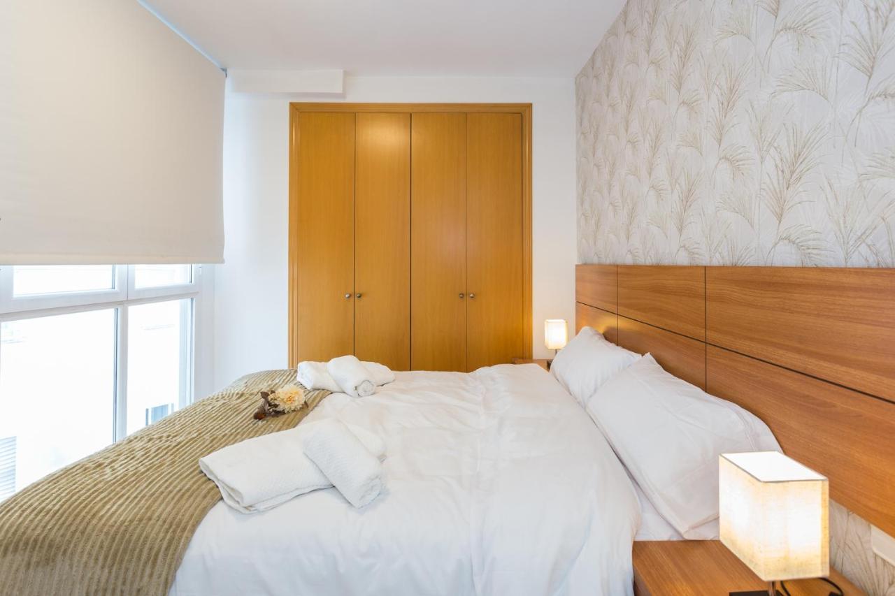Piso Familiar Cerca Del Centro, Ac Y Wifi Gratis Apartment Valencia Ngoại thất bức ảnh