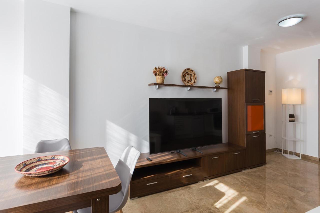 Piso Familiar Cerca Del Centro, Ac Y Wifi Gratis Apartment Valencia Ngoại thất bức ảnh